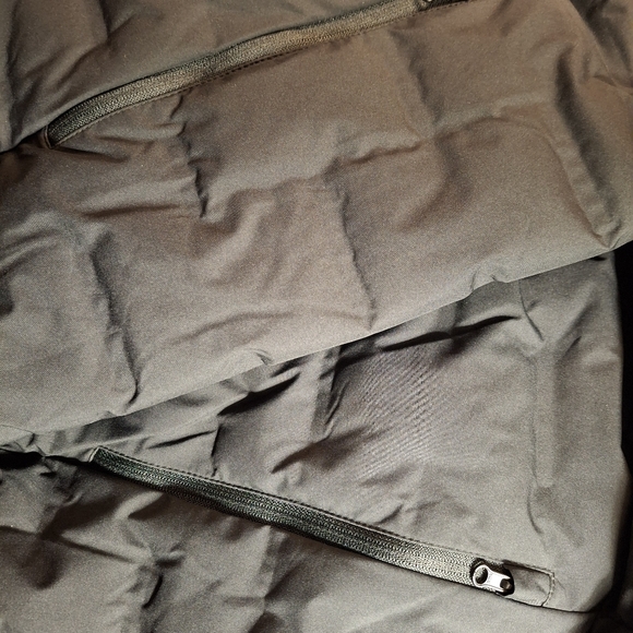 Ushare Outdoor XXL Men's Black insulated/water resistant Hooded Puffer Coat - Picture 10 of 11